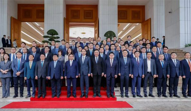 天能参加越南总理范明政座谈会，共话中越绿色合作新机遇